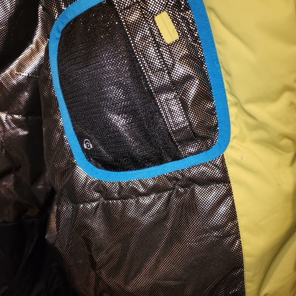 Columbia Ski Jacket - Picture 8 of 13
